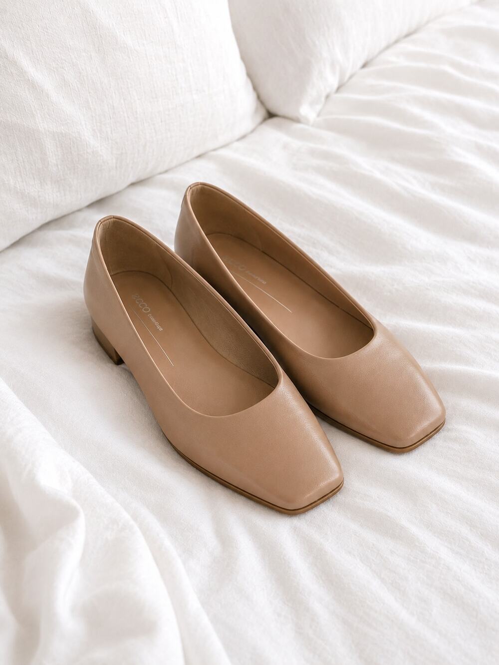 Ecco Women's SZ 39 8/8.5 Margot Leather Ballerina Flat In Tan/Nude NWOT